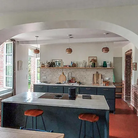 Holiday home Nice In With Kitchen